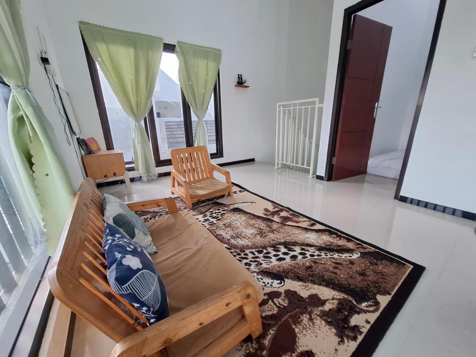 Villa Estetik Di Маланг Экстерьер фото